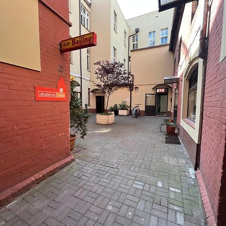 Apartamenty Pioro I Atrament Thorn Exterior foto