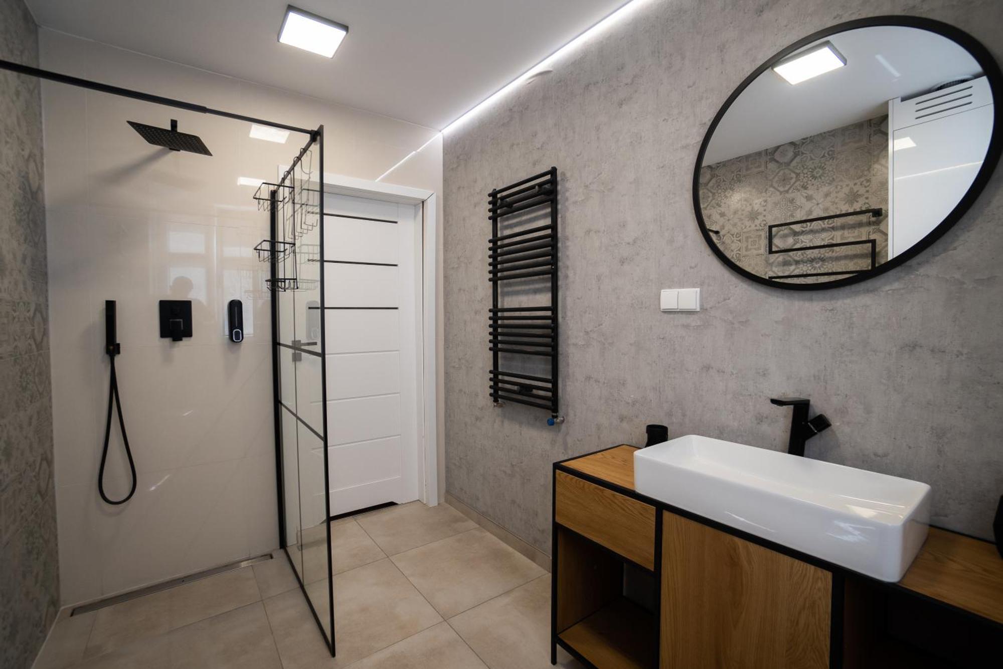 Apartamenty Pioro I Atrament Thorn Exterior foto