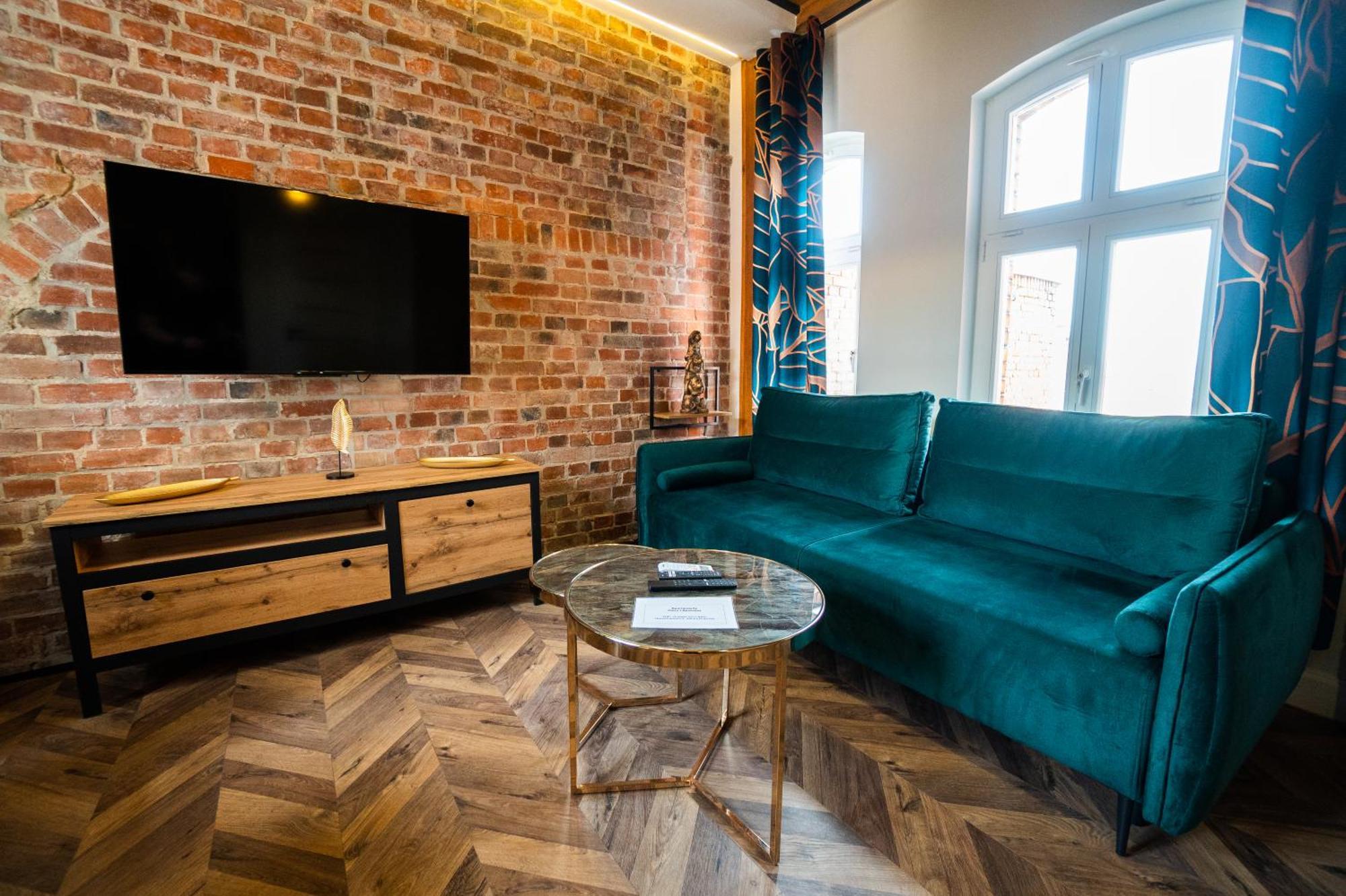Apartamenty Pioro I Atrament Thorn Exterior foto