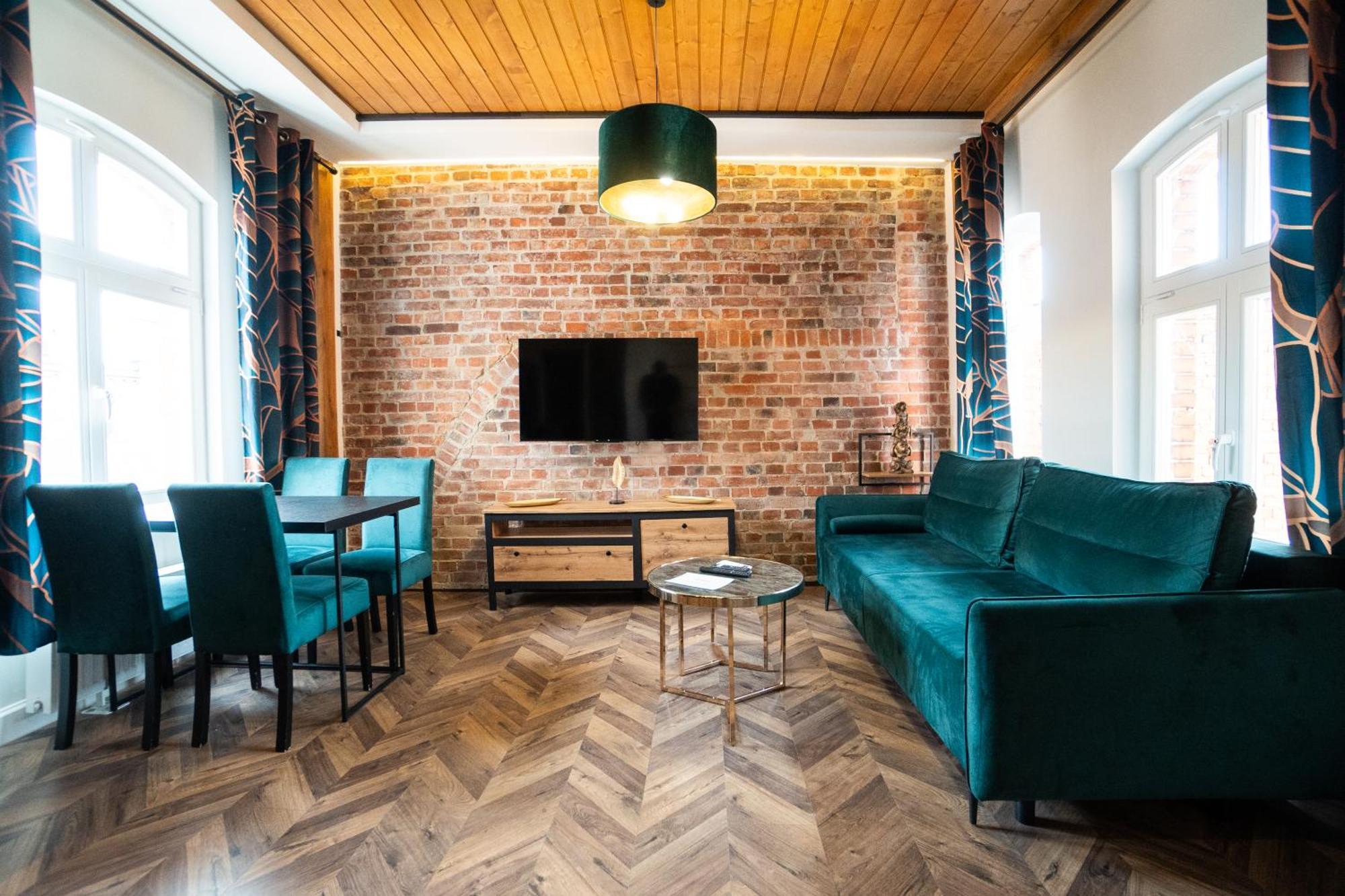 Apartamenty Pioro I Atrament Thorn Exterior foto